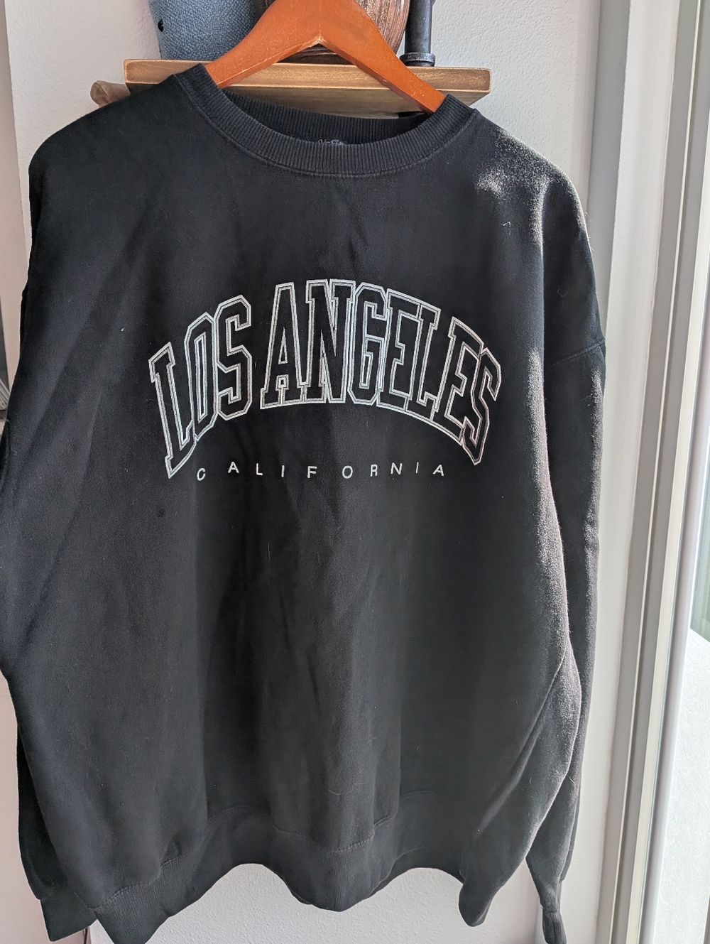 Brandy Melville Black Los Angeles Crewneck Sweatshirt